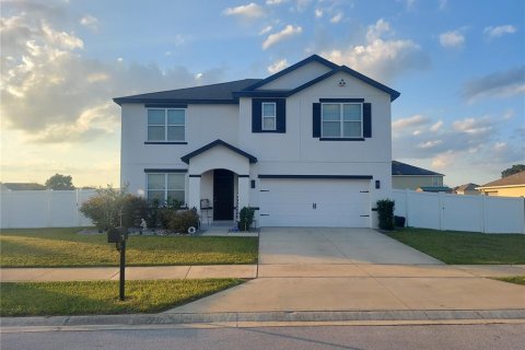 House in Ocala, Florida 5 bedrooms, 247.21 sq.m. № 2299209