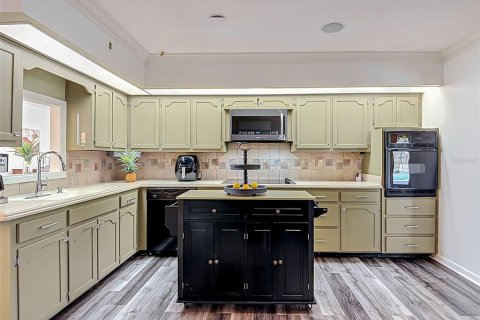 Casa en venta en Lakeland, Florida, 4 dormitorios, 236.25 m2 № 2209764 - foto 5