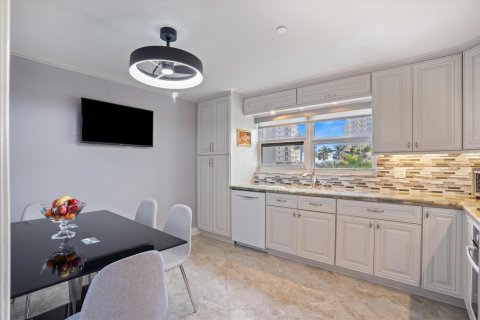 Condominio en venta en Highland Beach, Florida, 2 dormitorios, 115.11 m2 № 2088027 - foto 26