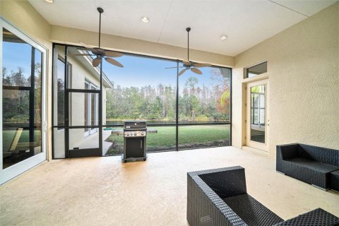 Villa ou maison à vendre à Tampa, Floride: 4 chambres, 336.96 m2 № 2201392 - photo 19