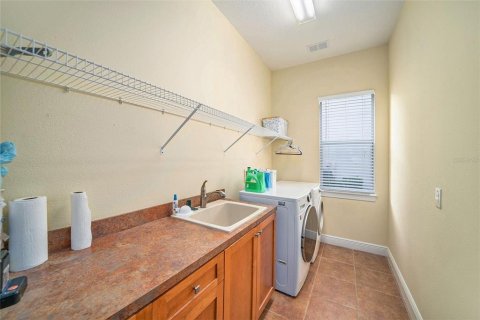 Villa ou maison à vendre à Tampa, Floride: 4 chambres, 336.96 m2 № 2201392 - photo 17