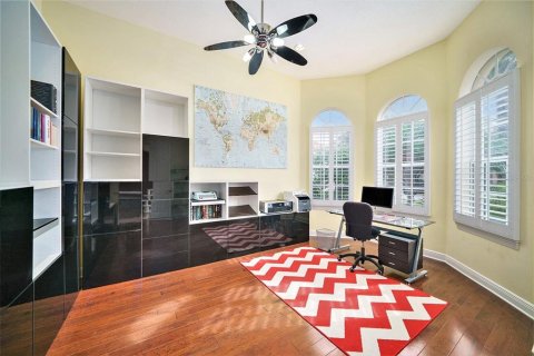Villa ou maison à vendre à Tampa, Floride: 4 chambres, 336.96 m2 № 2201392 - photo 9
