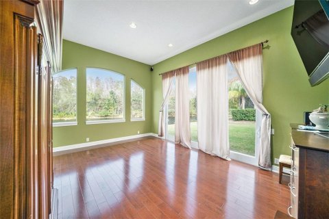 Villa ou maison à vendre à Tampa, Floride: 4 chambres, 336.96 m2 № 2201392 - photo 13