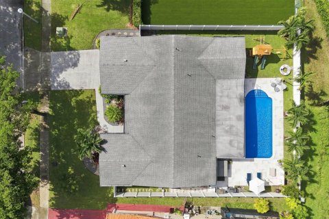 Villa ou maison à Margate, Floride 4 chambres, 233.84 m2 № 2368364
