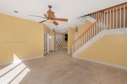 Casa en venta en Davie, Florida, 4 dormitorios, 171.22 m2 № 2044746 - foto 6