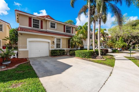 Casa en Davie, Florida 4 dormitorios, 171.22 m2 № 2044746