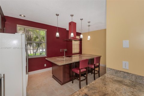Casa en venta en Davie, Florida, 4 dormitorios, 171.22 m2 № 2044746 - foto 10