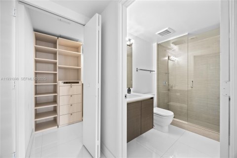 Снять в аренду кондоминиум в Санни-Айлс-Бич, Флорида 2 спальни, 141.58м2, № 1989781 - фото 16