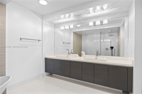 Снять в аренду кондоминиум в Санни-Айлс-Бич, Флорида 2 спальни, 141.58м2, № 1989781 - фото 14