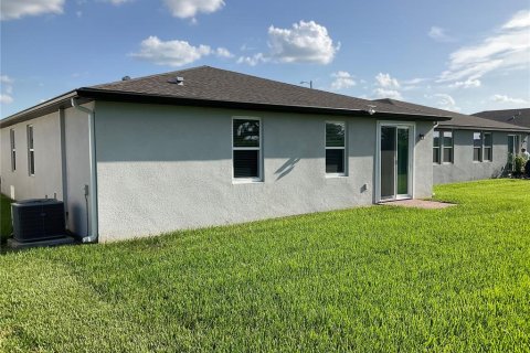 Casa en alquiler en Winter Haven, Florida, 3 dormitorios, 161.09 m2 № 1798015 - foto 15