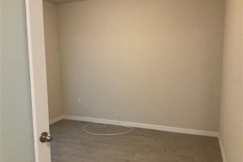 Casa en alquiler en Winter Haven, Florida, 3 dormitorios, 161.09 m2 № 1798015 - foto 6
