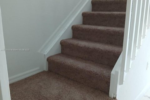 Adosado en alquiler en North Lauderdale, Florida, 2 dormitorios, 130.53 m2 № 1934609 - foto 3
