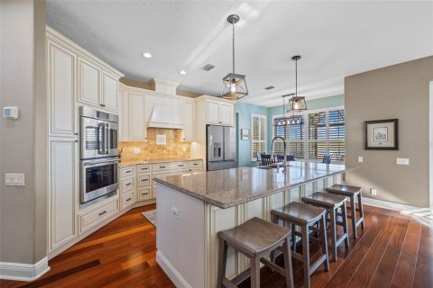 House in Tarpon Springs, Florida 4 bedrooms, 250.74 sq.m. № 1509590 - photo 8