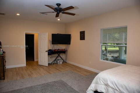 House in LaBelle, Florida 2 bedrooms № 1880104 - photo 10
