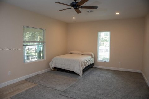 House in LaBelle, Florida 2 bedrooms № 1880104 - photo 11