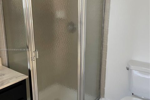 Снять в аренду кондоминиум в Майами, Флорида 2 спальни, 98.01м2, № 1948215 - фото 14
