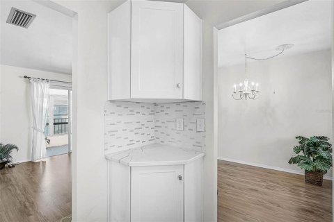 Copropriété à vendre à Bradenton, Floride: 2 chambres, 67.45 m2 № 2204234 - photo 10