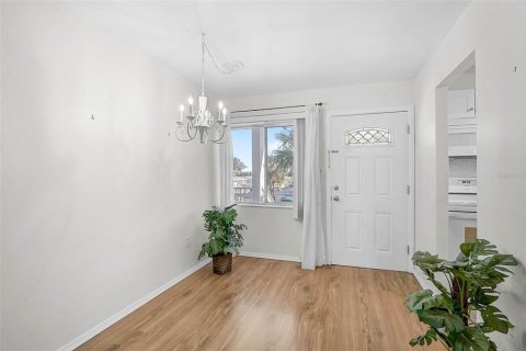 Copropriété à vendre à Bradenton, Floride: 2 chambres, 67.45 m2 № 2204234 - photo 6