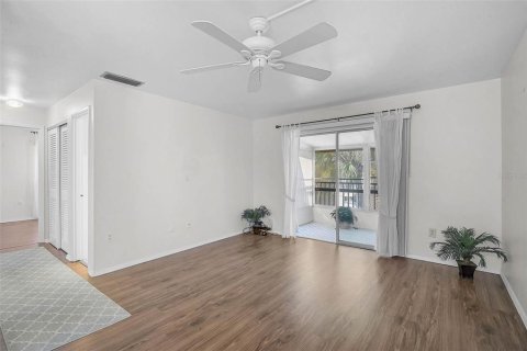 Copropriété à vendre à Bradenton, Floride: 2 chambres, 67.45 m2 № 2204234 - photo 16