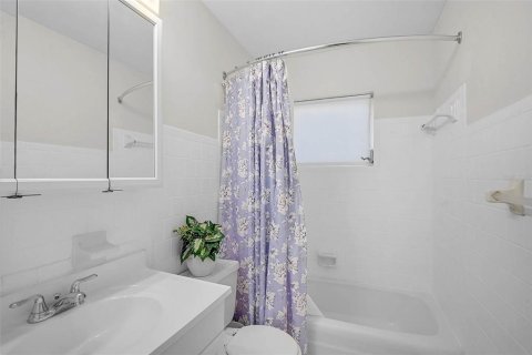 Copropriété à vendre à Bradenton, Floride: 2 chambres, 67.45 m2 № 2204234 - photo 21