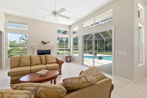 House in Palm Coast, Florida 4 bedrooms, 264.12 sq.m. № 1735401 - photo 21