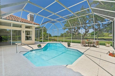 House in Palm Coast, Florida 4 bedrooms, 264.12 sq.m. № 1735401 - photo 3