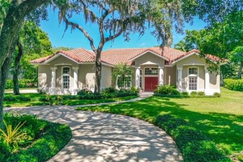 House in Palm Coast, Florida 4 bedrooms, 264.12 sq.m. № 1735401 - photo 1