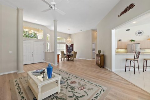 House in Palm Coast, Florida 4 bedrooms, 264.12 sq.m. № 1735401 - photo 12