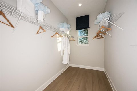 Casa en venta en Mount Dora, Florida, 5 dormitorios, 388.42 m2 № 2208687 - foto 17
