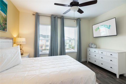 Adosado en venta en Kissimmee, Florida, 3 dormitorios, 143.53 m2 № 1776407 - foto 15