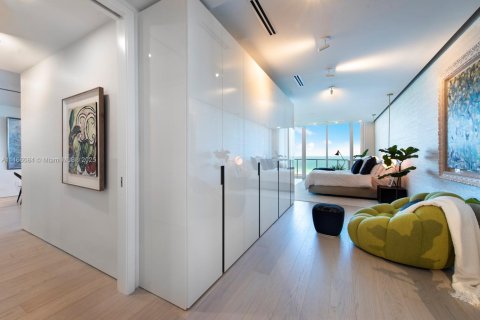 Condominio en venta en Miami Beach, Florida, 2 dormitorios, 163.23 m2 № 1861319 - foto 20