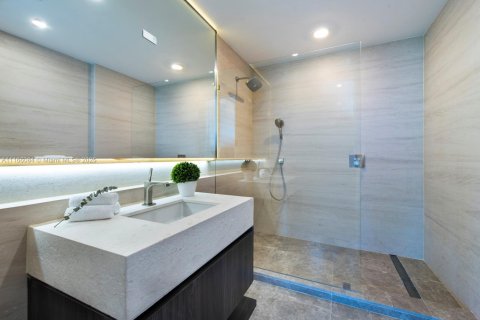 Condominio en venta en Miami Beach, Florida, 2 dormitorios, 163.23 m2 № 1861319 - foto 11