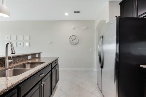 Copropriété à vendre à Davenport, Floride: 3 chambres, 172.24 m2 № 2425797 - photo 9