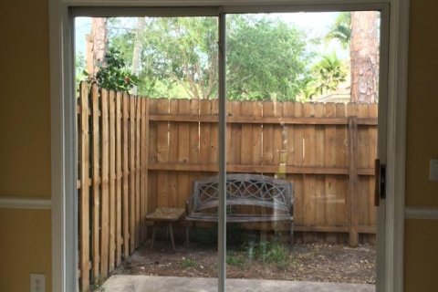 Copropriété à louer à Wellington, Floride: 2 chambres, 99.41 m2 № 1188662 - photo 1