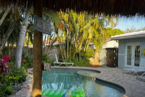 House in Fort Lauderdale, Florida 3 bedrooms, 132.2 sq.m. № 1207859 - photo 1