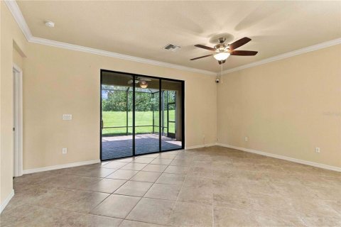 House in Bradenton, Florida 3 bedrooms, 186.36 sq.m. № 2390935 - photo 21