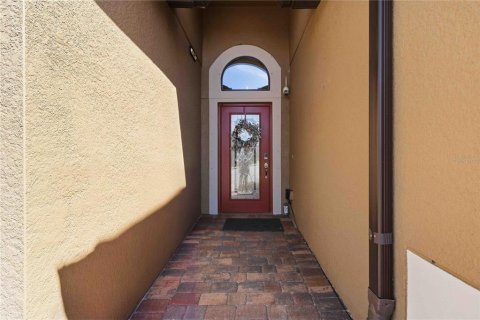 House in Bradenton, Florida 3 bedrooms, 186.36 sq.m. № 2390935 - photo 9