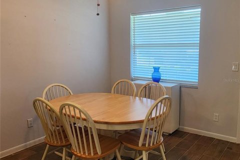 Condo in Dunedin, Florida, 1 bedroom  № 2150786 - photo 11