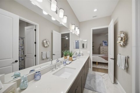 Casa en venta en Sarasota, Florida, 3 dormitorios, 225.47 m2 № 2418572 - foto 29