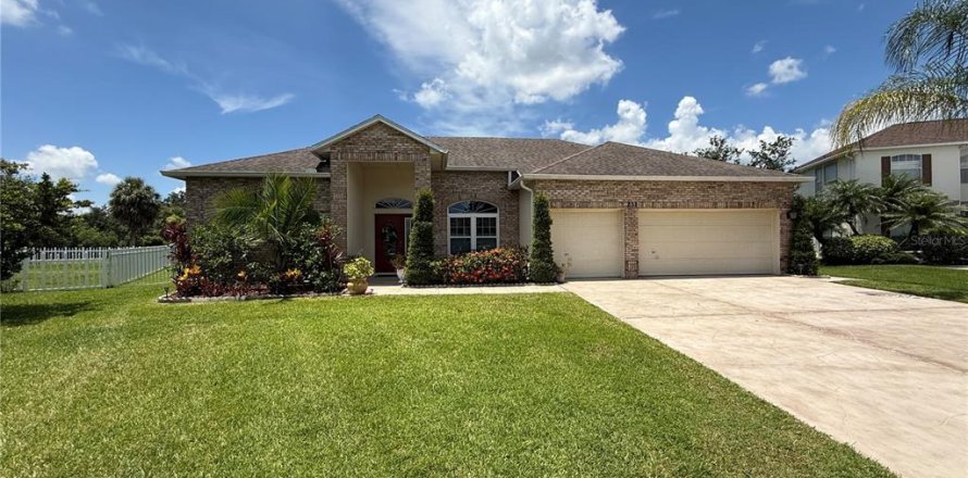House in Kissimmee, Florida 4 bedrooms, 210.14 sq.m. № 1840687