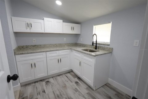 Casa en venta en Brandon, Florida, 4 dormitorios, 141.58 m2 № 2167122 - foto 29
