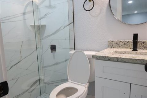 Casa en venta en Brandon, Florida, 4 dormitorios, 141.58 m2 № 2167122 - foto 27