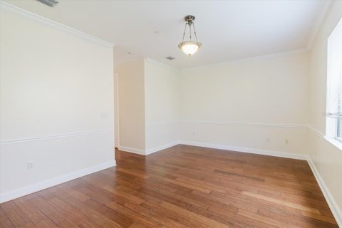 Townhouse in Tampa, Florida 3 bedrooms, 188.5 sq.m. № 2220532 - photo 15