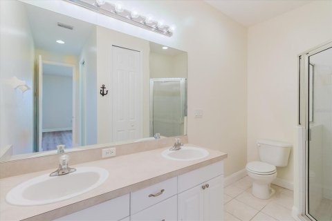 Townhouse in Tampa, Florida 3 bedrooms, 188.5 sq.m. № 2220532 - photo 23