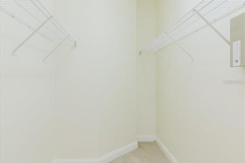 Townhouse in Tampa, Florida 3 bedrooms, 188.5 sq.m. № 2220532 - photo 22