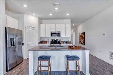 Casa en venta en Haines City, Florida, 3 dormitorios, 144.93 m2 № 2201538 - foto 4