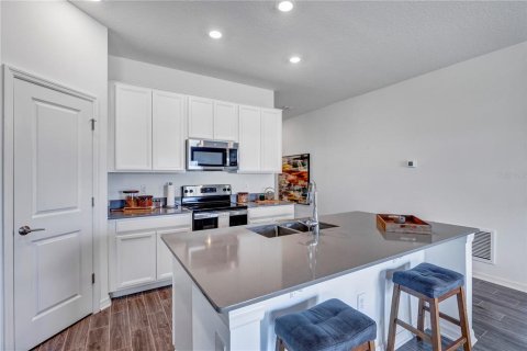 Casa en venta en Haines City, Florida, 3 dormitorios, 144.93 m2 № 2201538 - foto 3