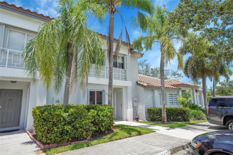 Adosado en venta en Pembroke Pines, Florida, 3 dormitorios, 126.44 m2 № 1839700 - foto 5