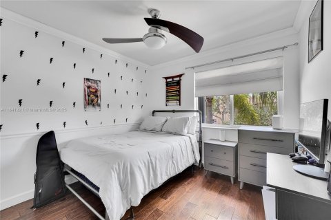 Adosado en venta en Pembroke Pines, Florida, 3 dormitorios, 126.44 m2 № 1839700 - foto 29