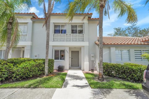 Adosado en venta en Pembroke Pines, Florida, 3 dormitorios, 126.44 m2 № 1839700 - foto 4